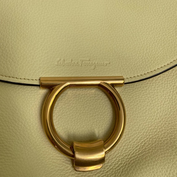 NEW‼️ Salvatore Ferragamo Mini Gancini Top Handle Calfskin Bag - Picture 16 of 16